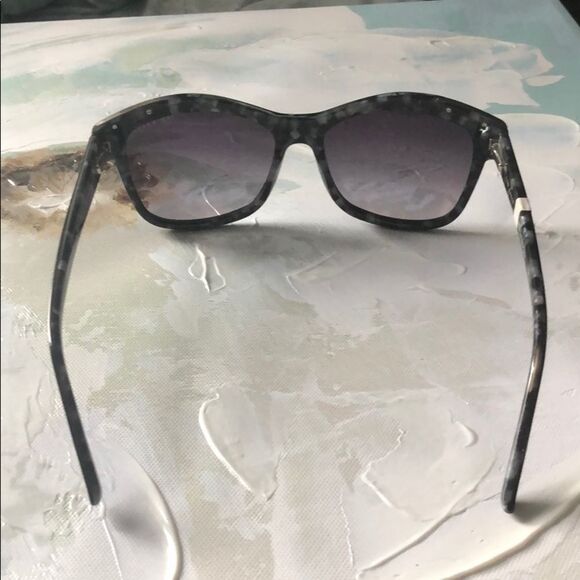 New❣️Ted Baker Sunglasses - Picture 4 of 4